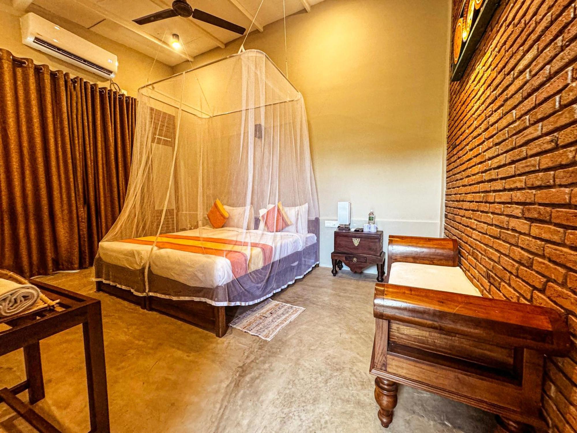Ayur Ayur Resort & Ayurveda Retreat เนกอมโบ ภายนอก รูปภาพ