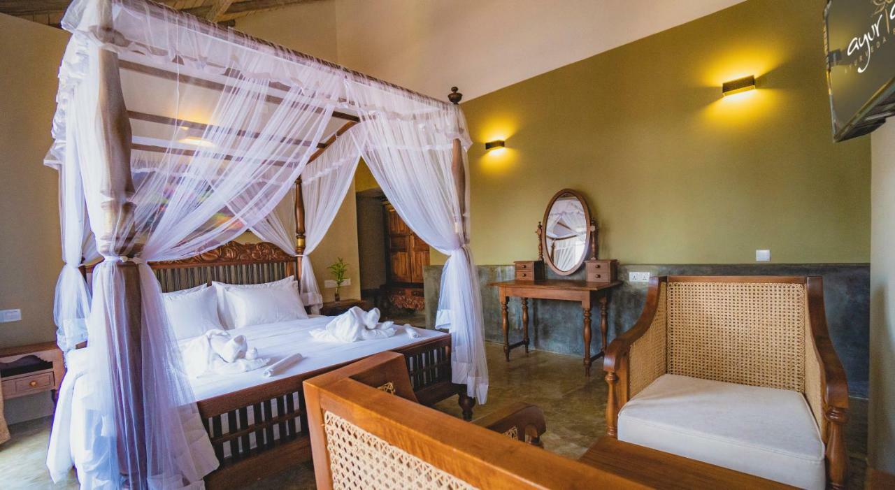 Ayur Ayur Resort & Ayurveda Retreat เนกอมโบ ภายนอก รูปภาพ