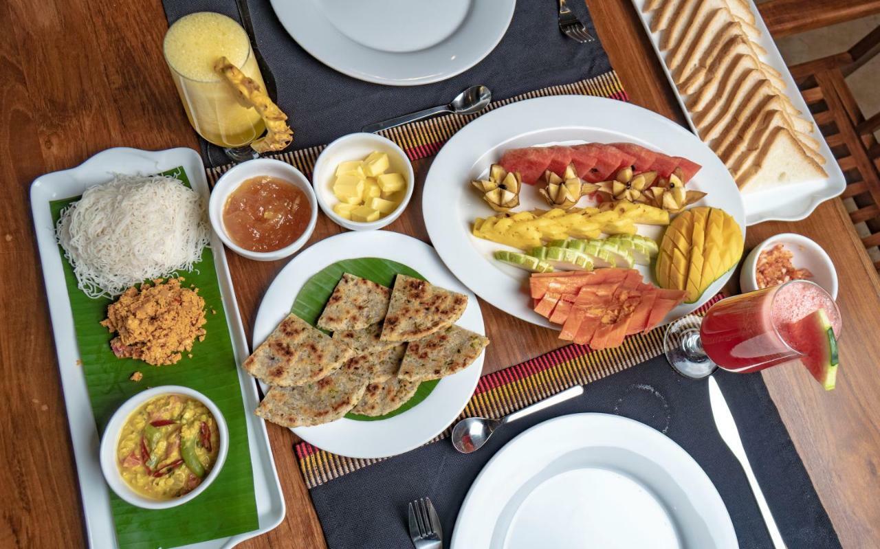 Ayur Ayur Resort & Ayurveda Retreat เนกอมโบ ภายนอก รูปภาพ